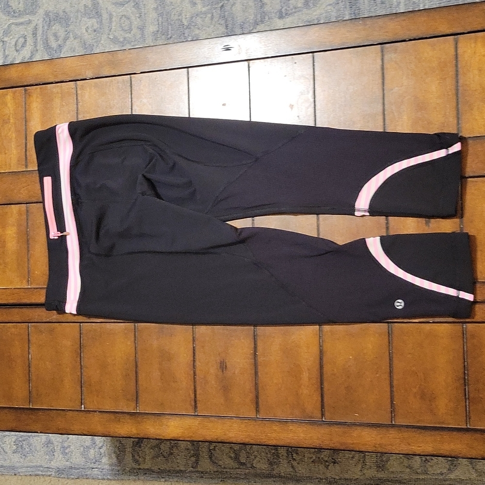 Lululemon, Women's 6, Black/Pink, Running Capris